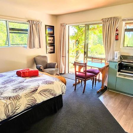 Waterwheel Cottage Upper Moutere 외부 사진