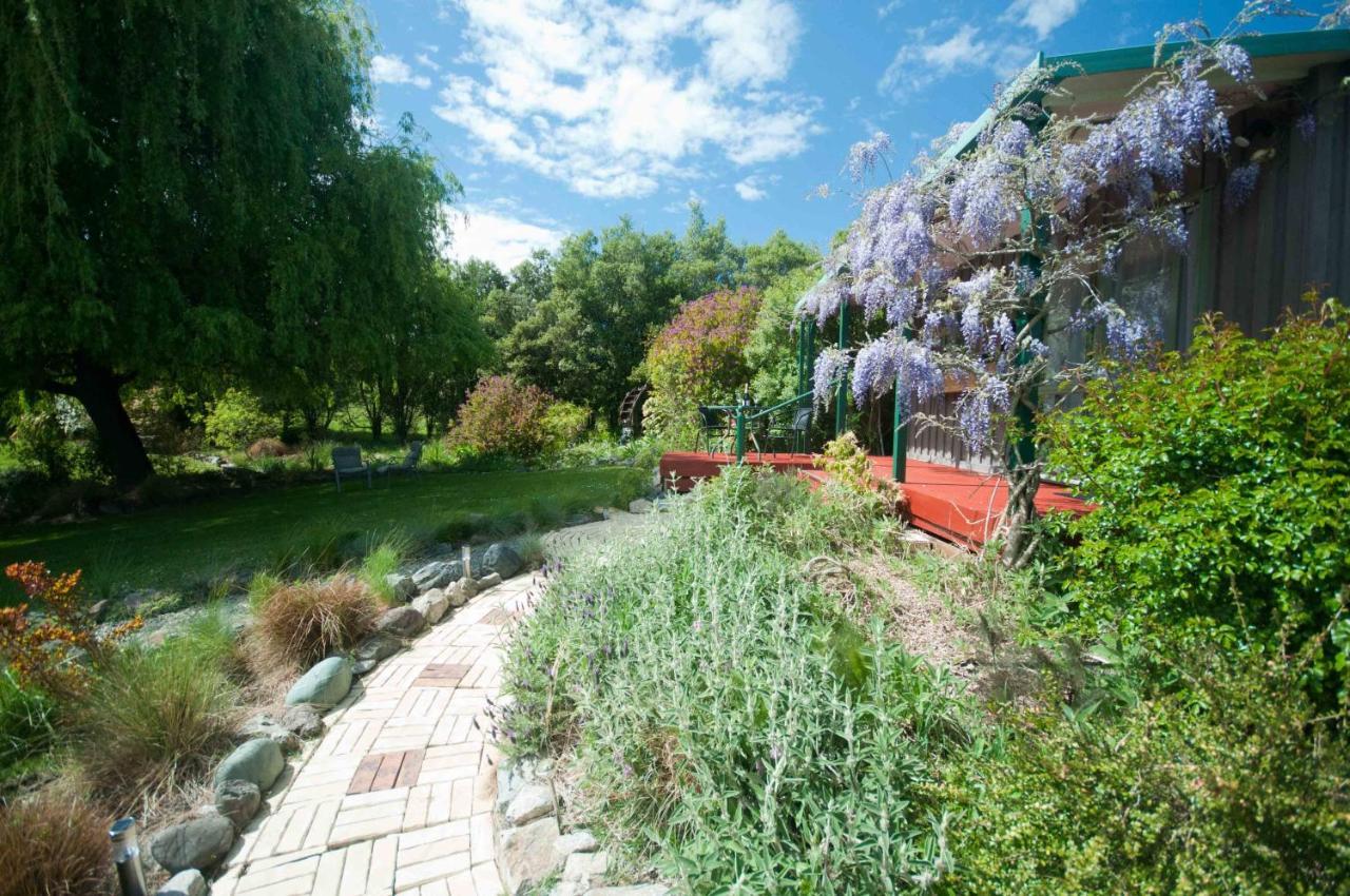 Waterwheel Cottage Upper Moutere 외부 사진
